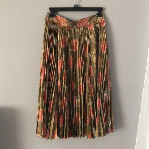 ⭕️ PRICE FIRM Kate Spade Skirt the Rules Pleated Hazy Rose Metallic Skirt Size 2