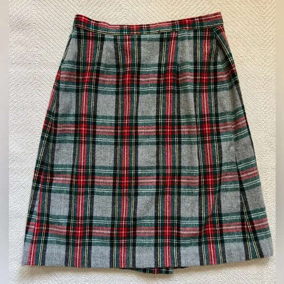 1970s Sears Vintage Tartan Kilt Wrap Midi Skirt