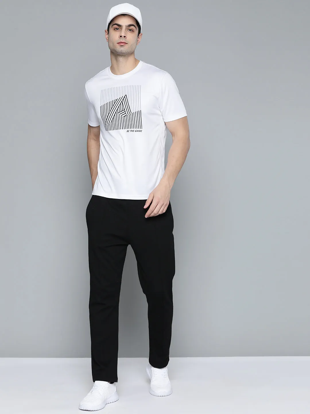 Alcis Men White Black Typography Striped T-shirt