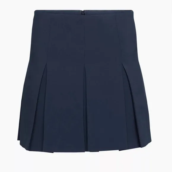 Aritzia Babaton Navy Hathaway Tennis Skirt Size 6
