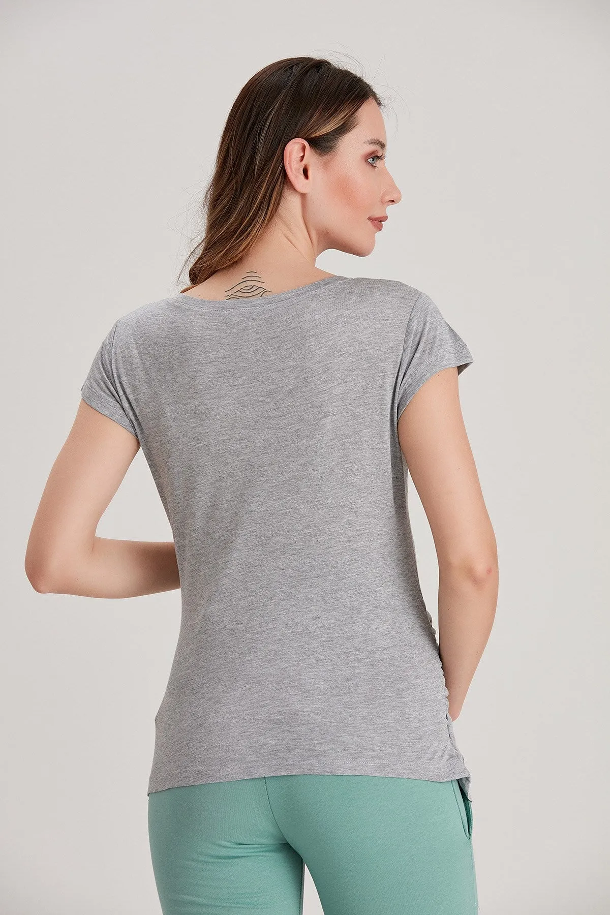 Basic Maternity T-shirt