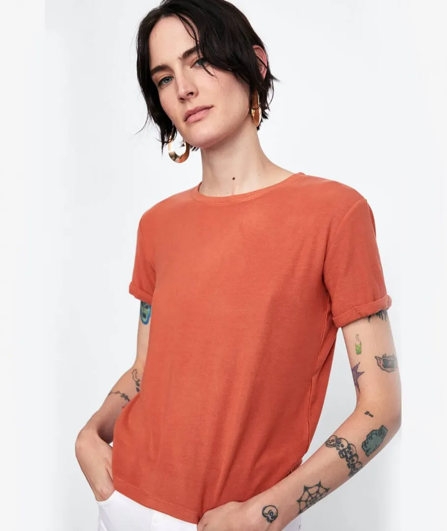 Basic T-Shirt