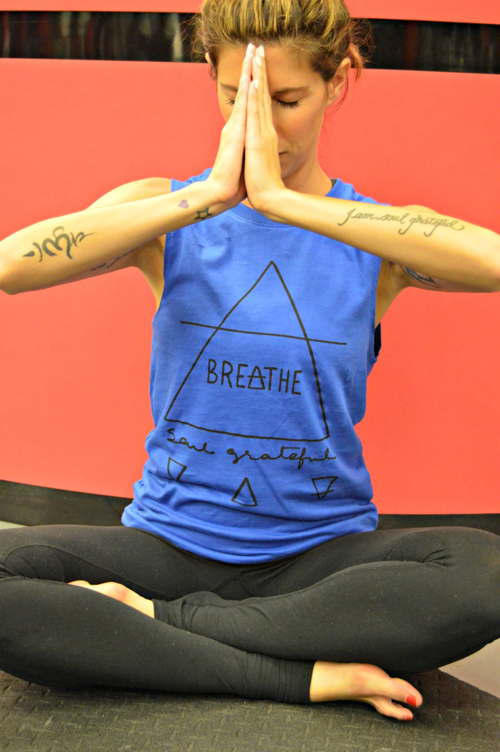 Breathe Soul Grateful Unisex Muscle Tank