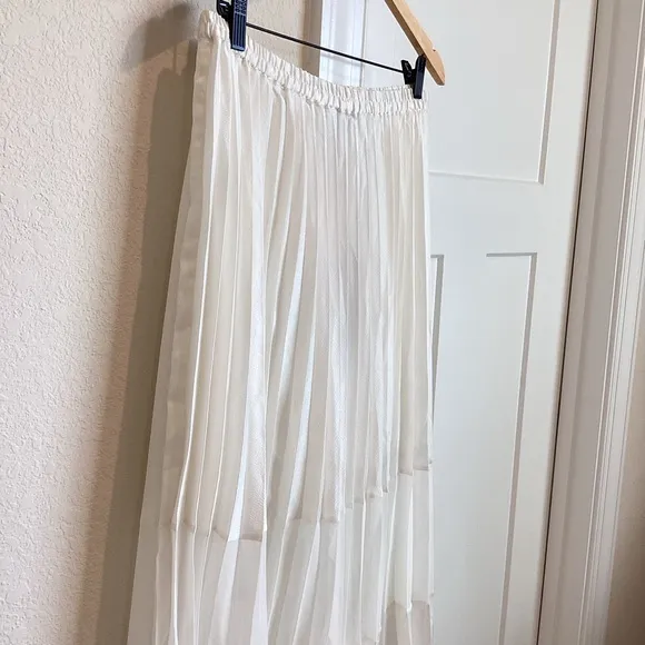 Caballero Mia Pleated Mesh Panel Skirt Anthropologie