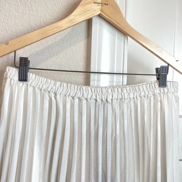 Caballero Mia Pleated Mesh Panel Skirt Anthropologie