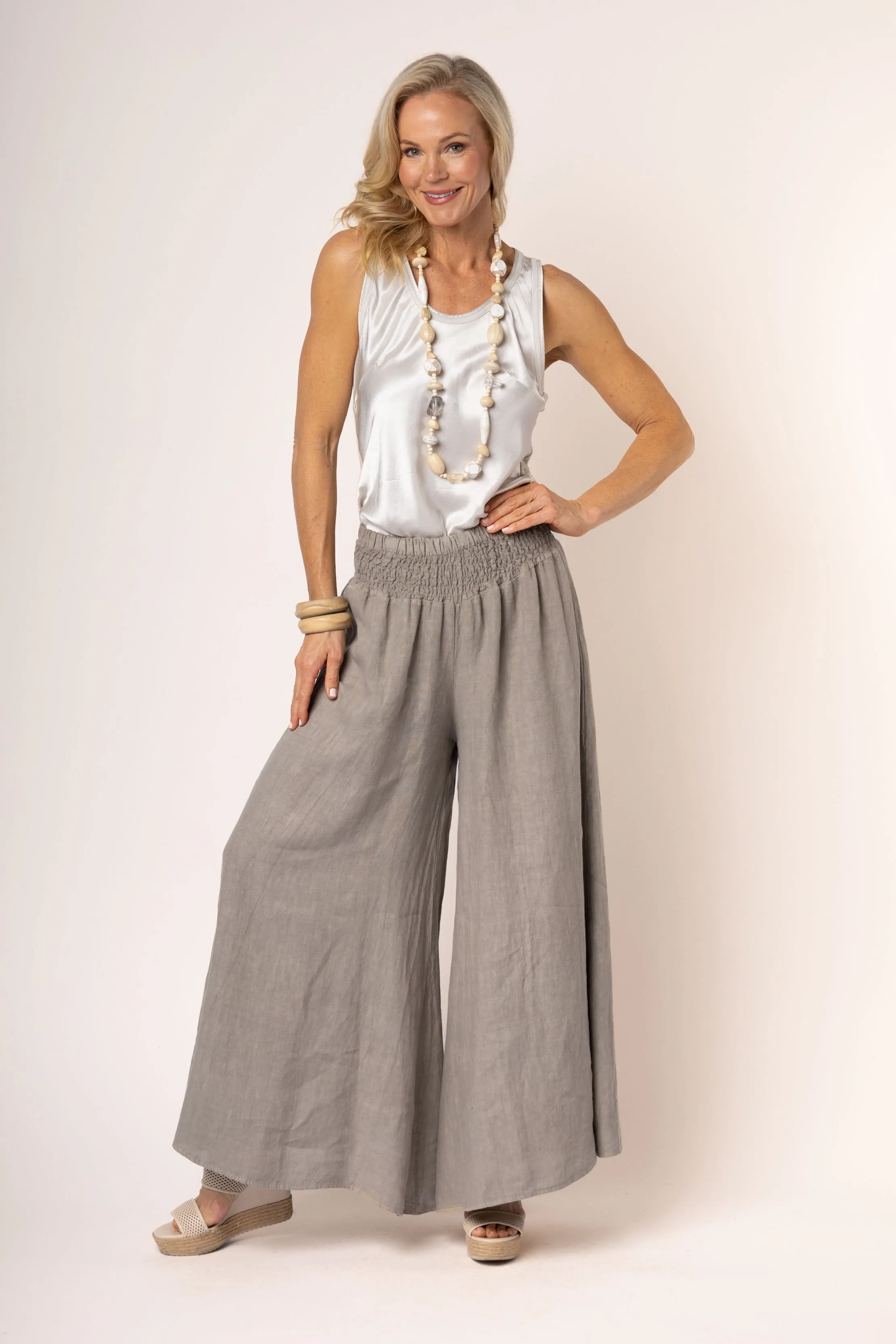 Diana Pant in Mocha