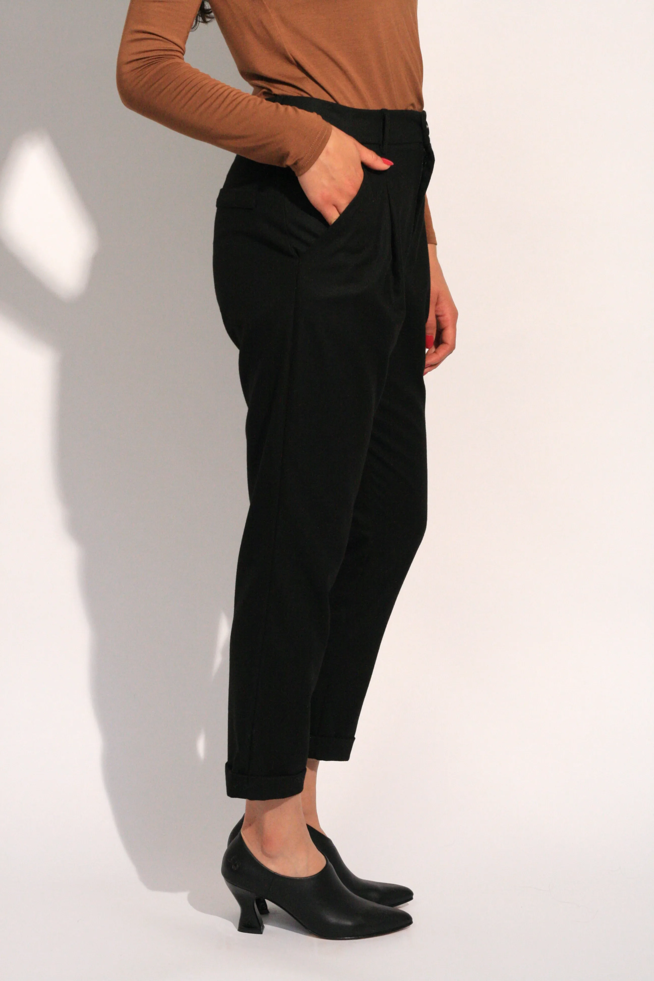 Eve Gravel Mirwood Pants