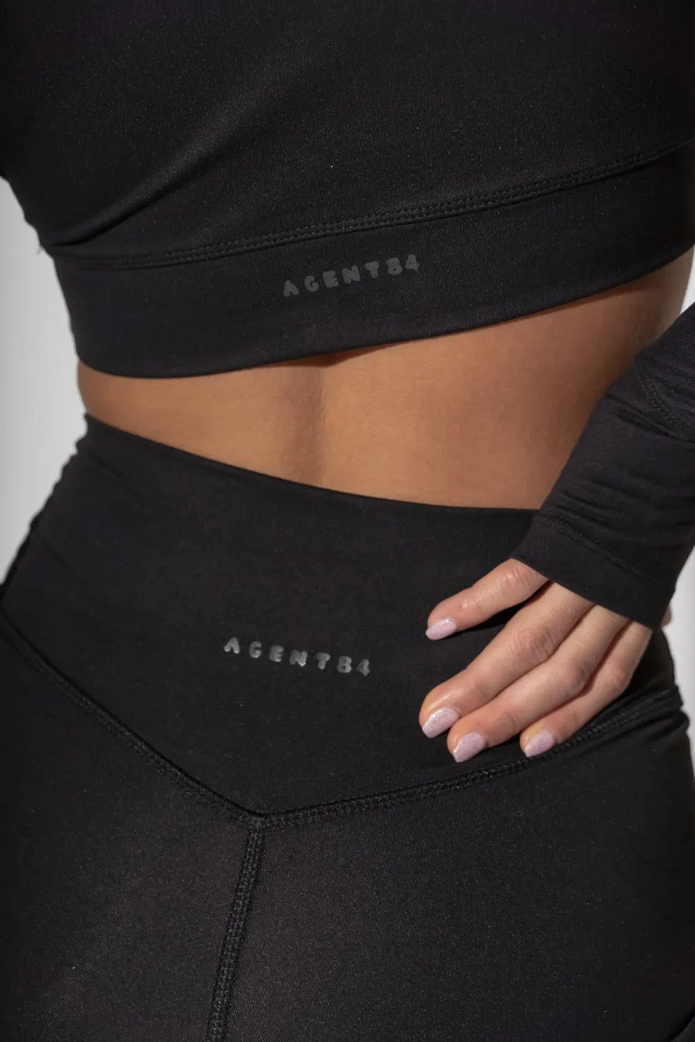 Everyday Blogger L/S Crop Top - Black