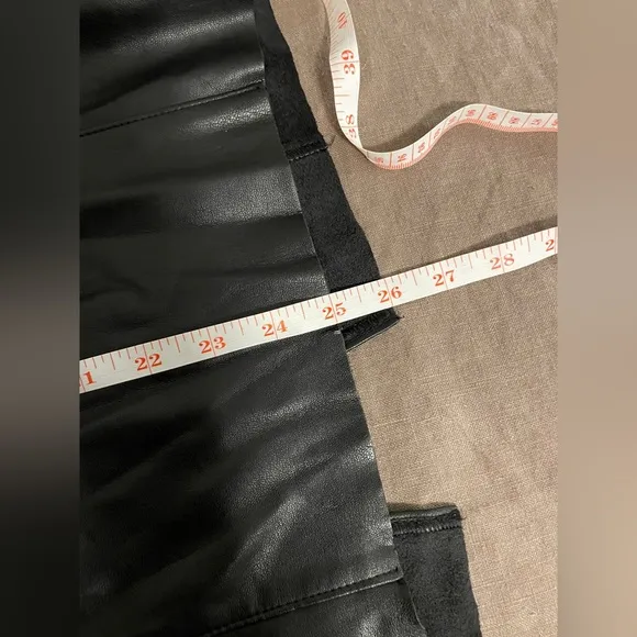 Express Pleated Faux Leather 4 Back Slit Pencil Skirt Party Closet Staple Office