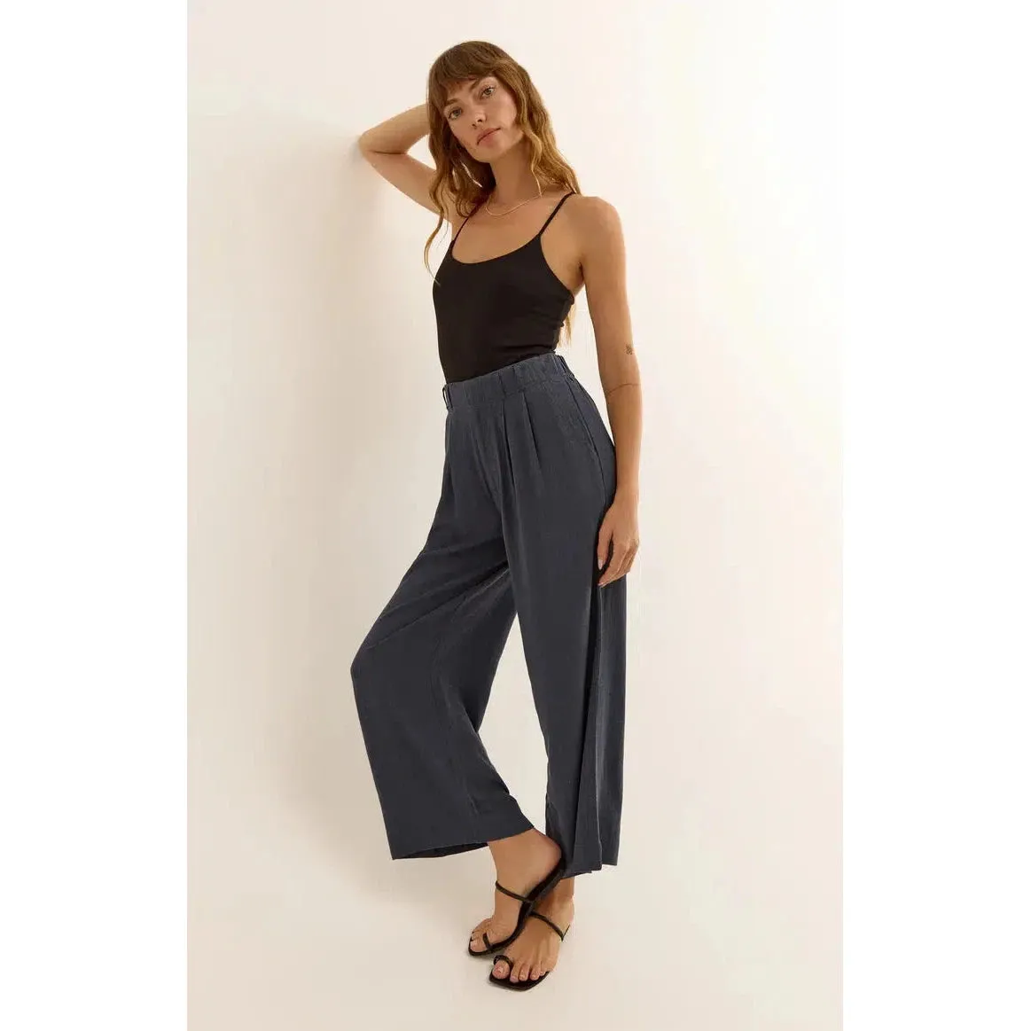 FARAH PANT - SUPERNOVA