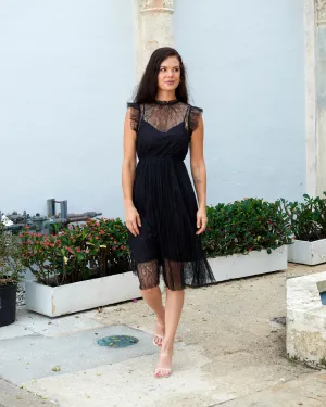 Izzo Dress
