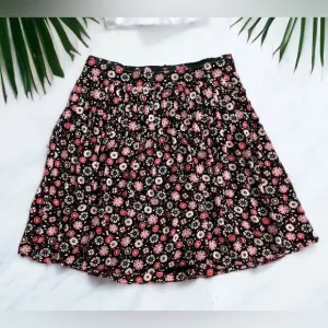 KATE SPADE New York $248 Baja Bound Pleated Mini Casa Flora Floral Skirt Size 12