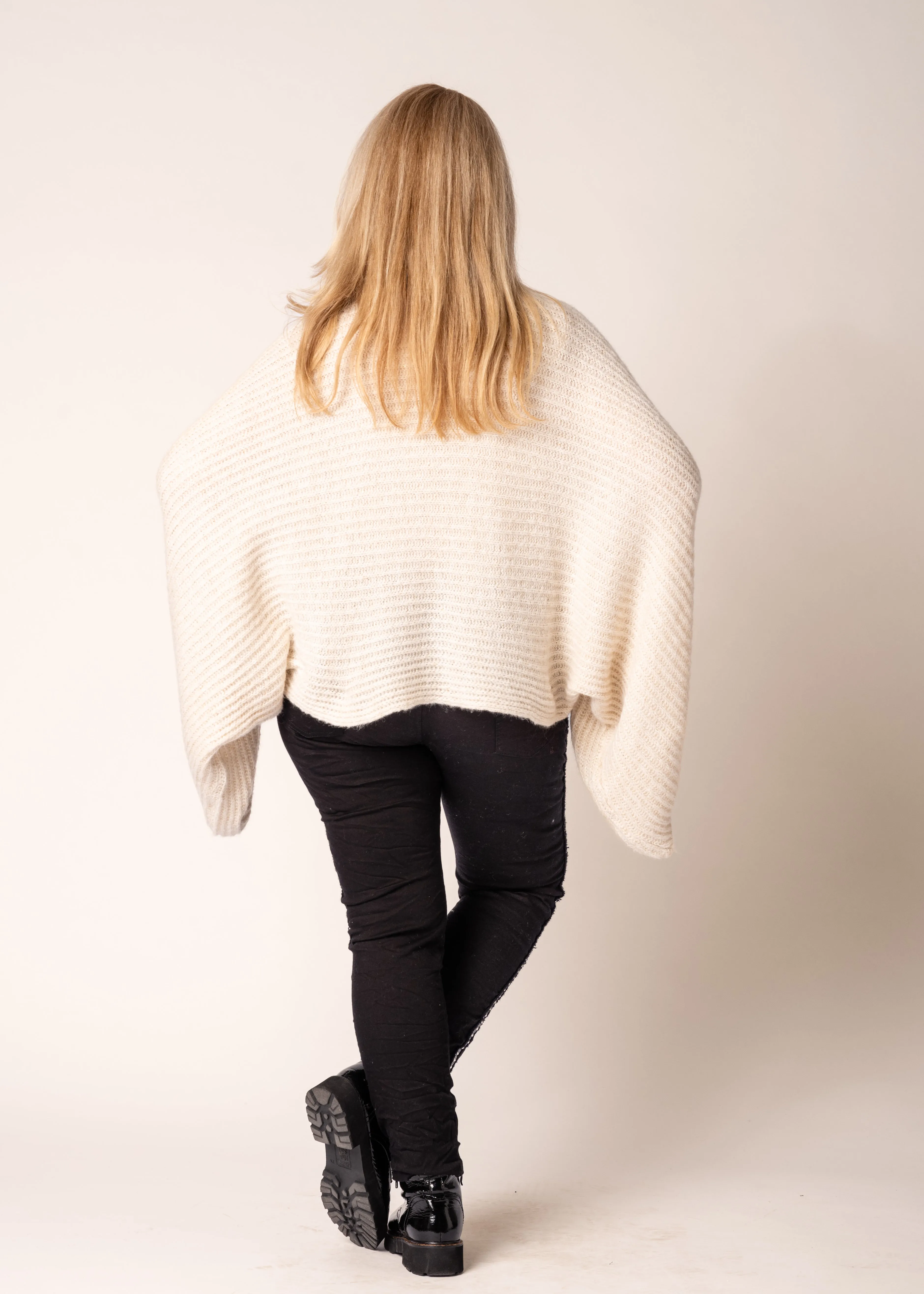 Leah Knit Top in Cream