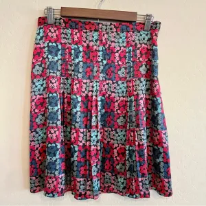 Marc Jacobs 100% silk floral checkered pleated skirt