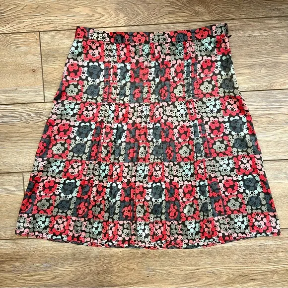 Marc Jacobs 100% silk floral checkered pleated skirt