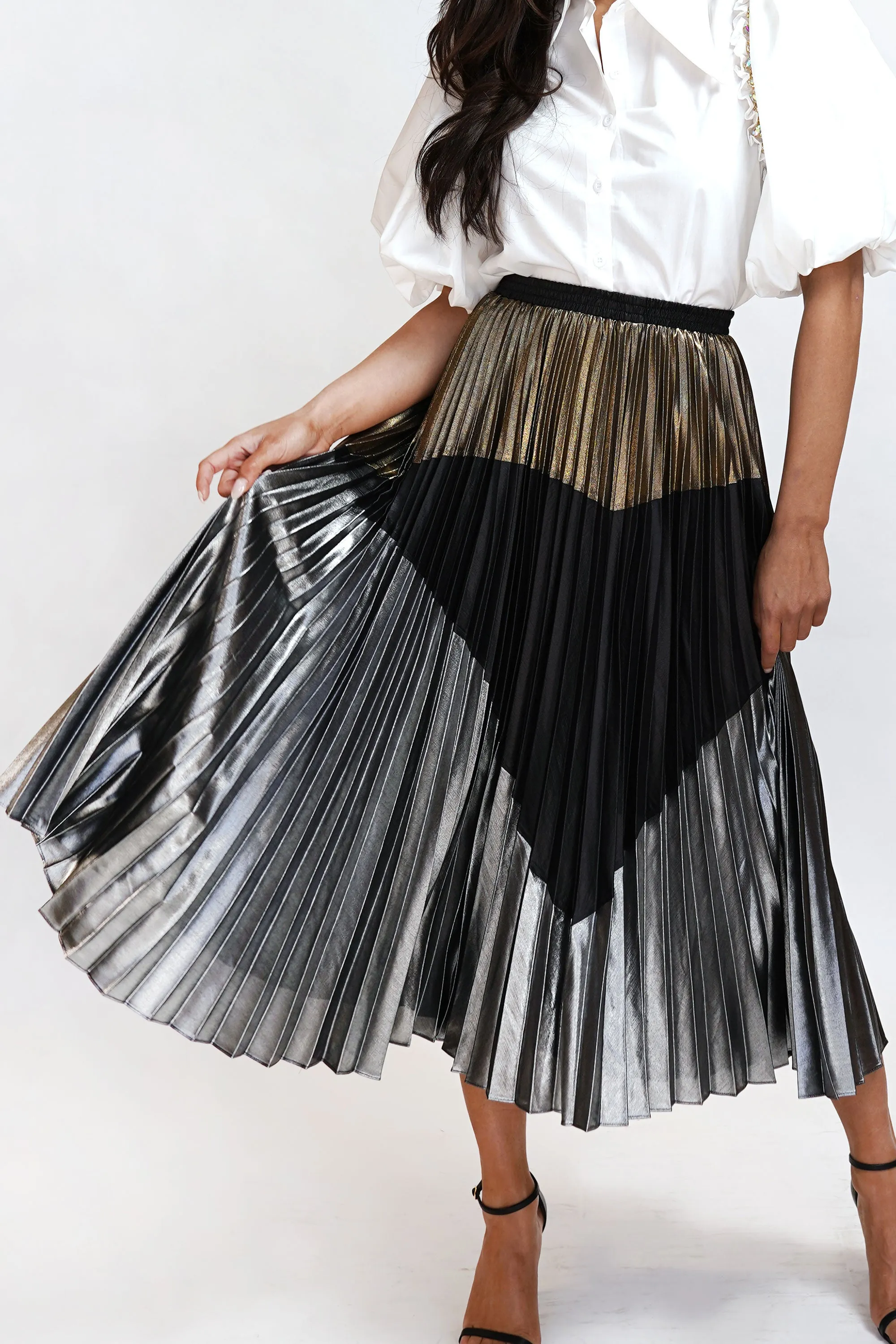 Metallic A-Line Pleated Skirt