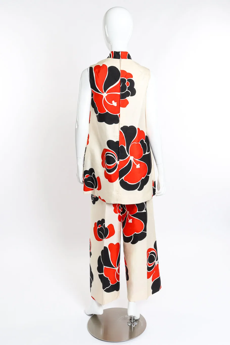 Mod Flower Top, Pant & Sash Set