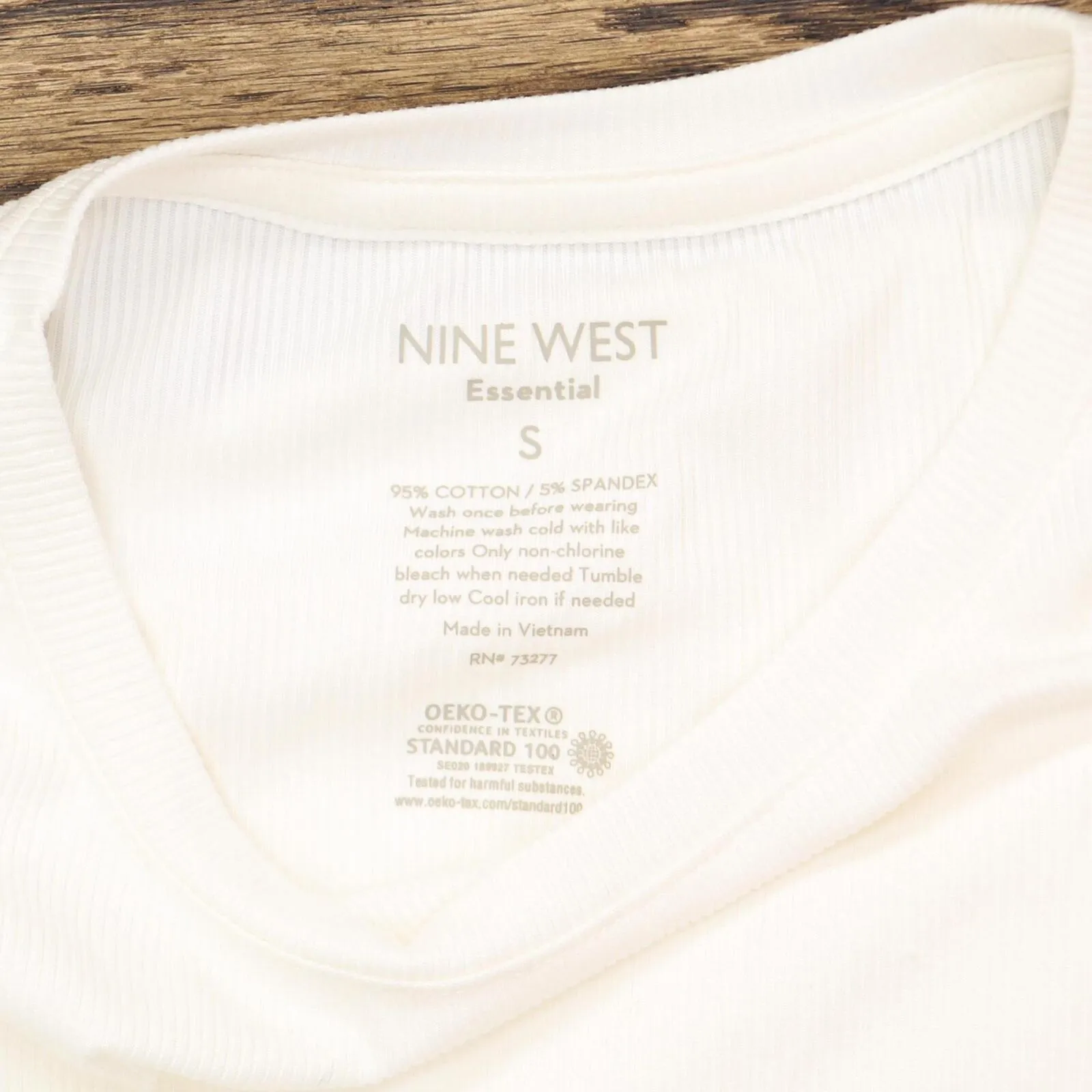 Nine West Womens Essential Ribbed Soft Spun T-Shirt Tee 1661b53e66d9a0 White S