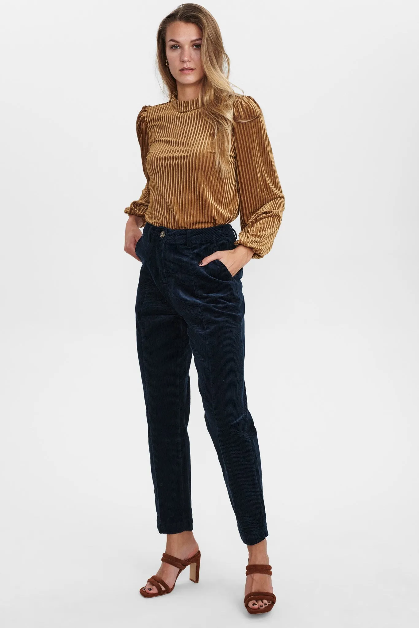 NUCHENOA PANT - Dark Shadow