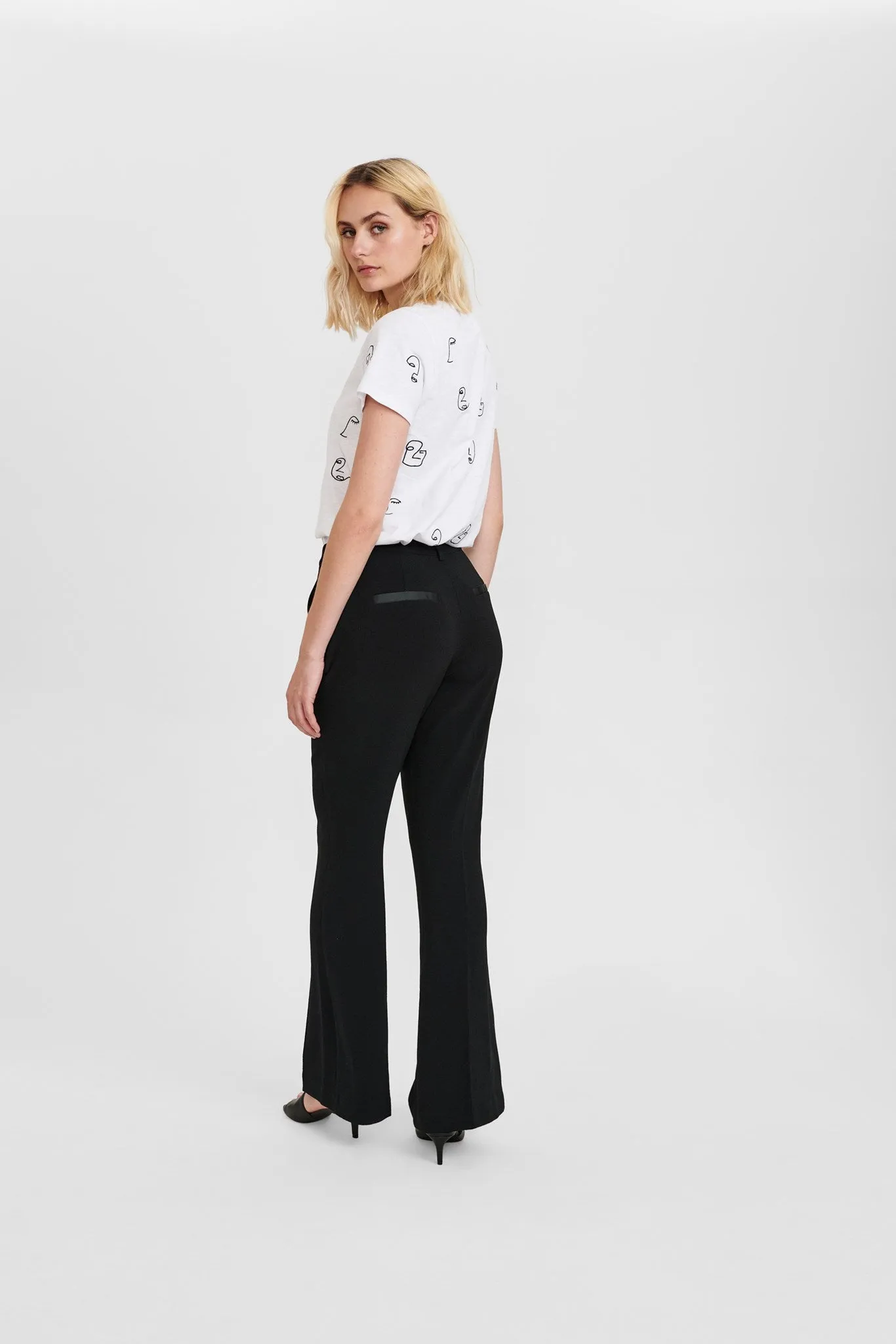 NUKENDALL PANT - Caviar