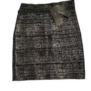 NWT BCBGMaxazria Josie Bodycon Mini Skirt Black Gun Metal Size XS