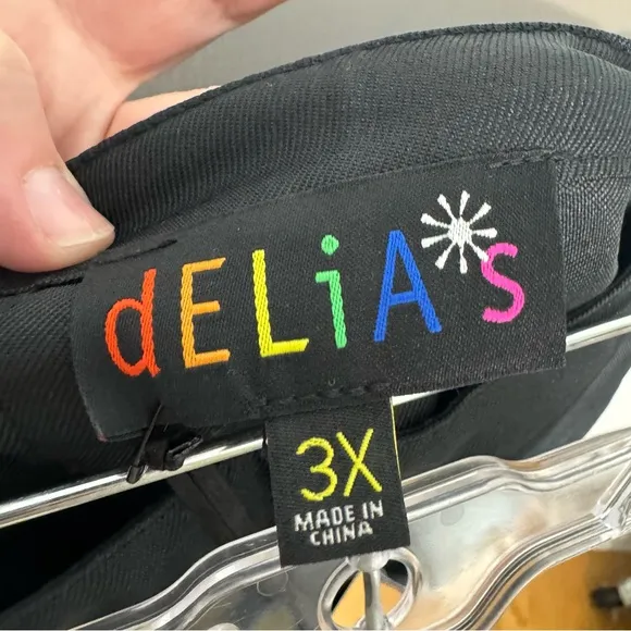 NWT. Delia’s Dolls Kill 3X skirt. black and white cheerleading style pleated