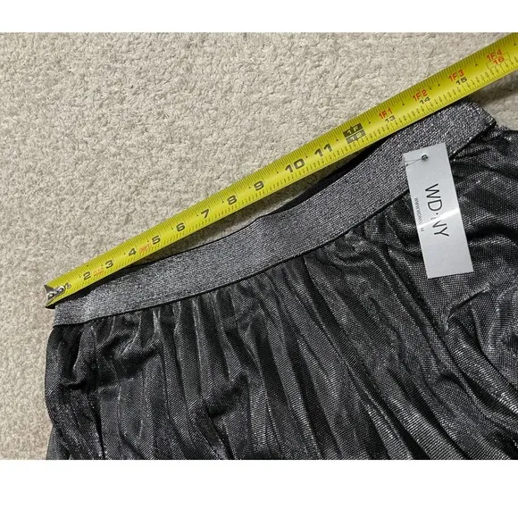 NWT WDNY Women's Size 1X Plus Pleated Midi Skirt Silver Metallic