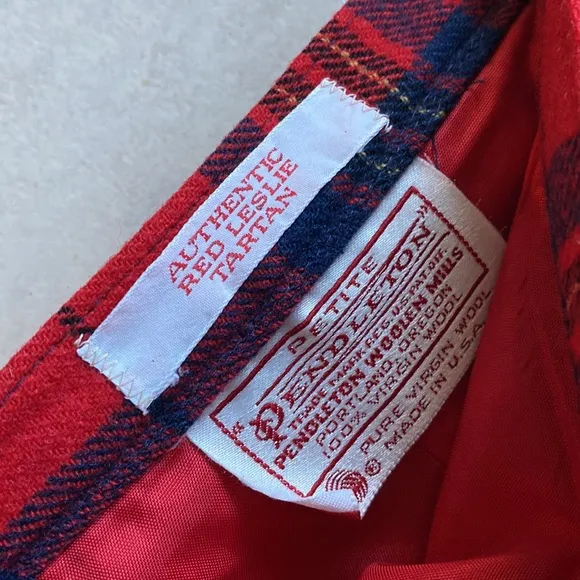 Pendleton wool red plaid skirt Signature Piece perfect Christmas skirt