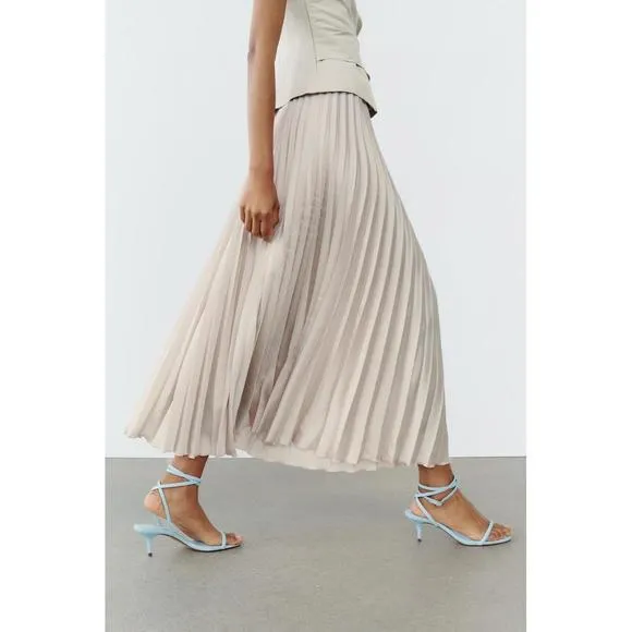 🤍PLEATED SATIN EFFECT SKIRT