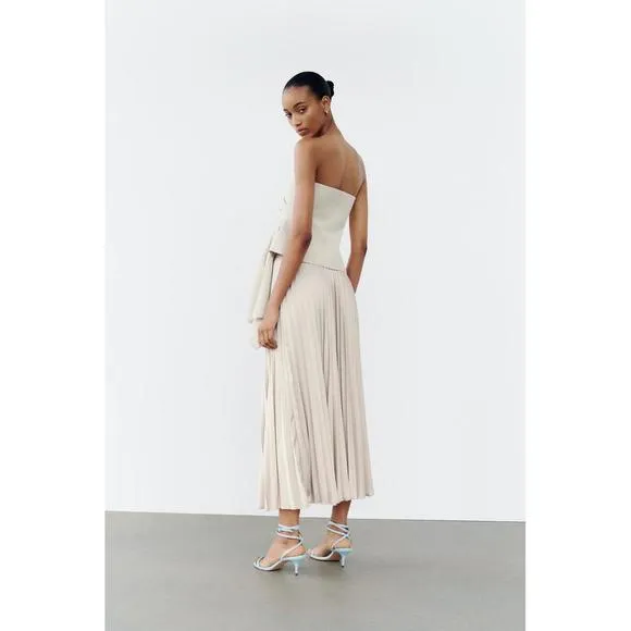 🤍PLEATED SATIN EFFECT SKIRT