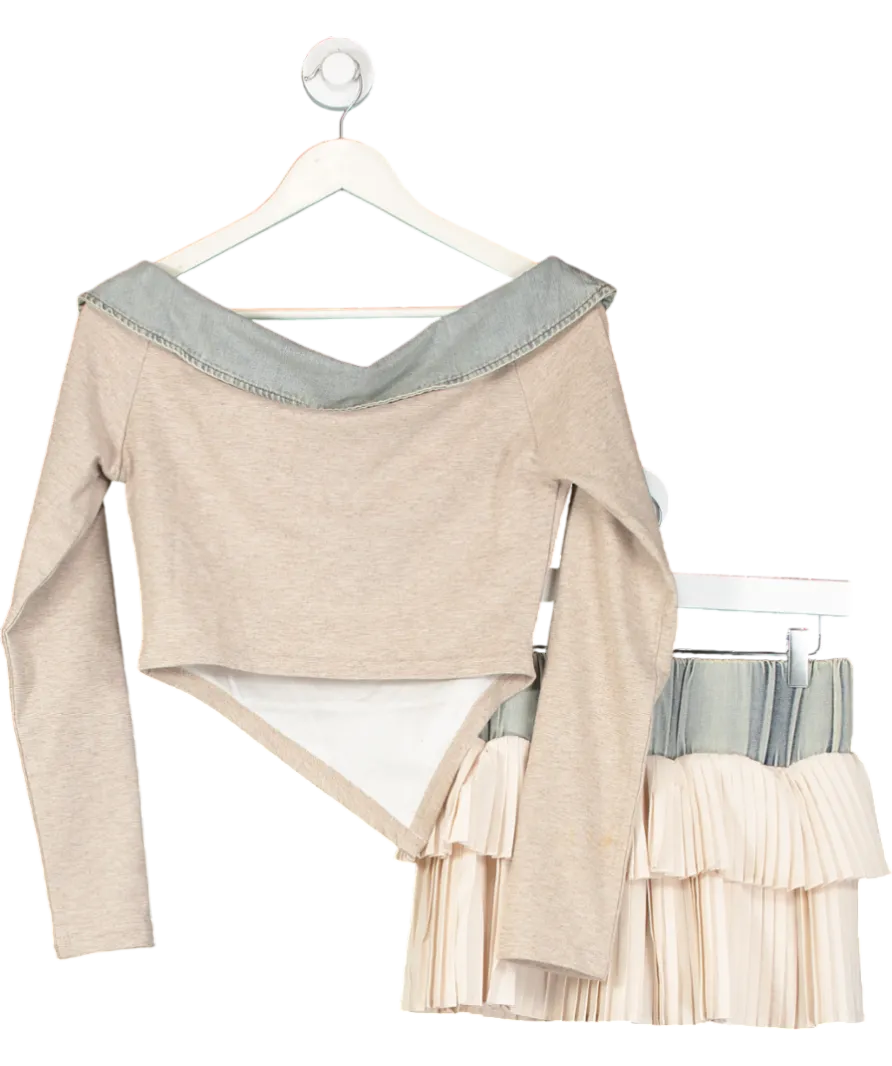 PrettyLittleThing Beige Acid Wash Pleated Denim Skirt And Off The Shoulder Scoop Top UK 10
