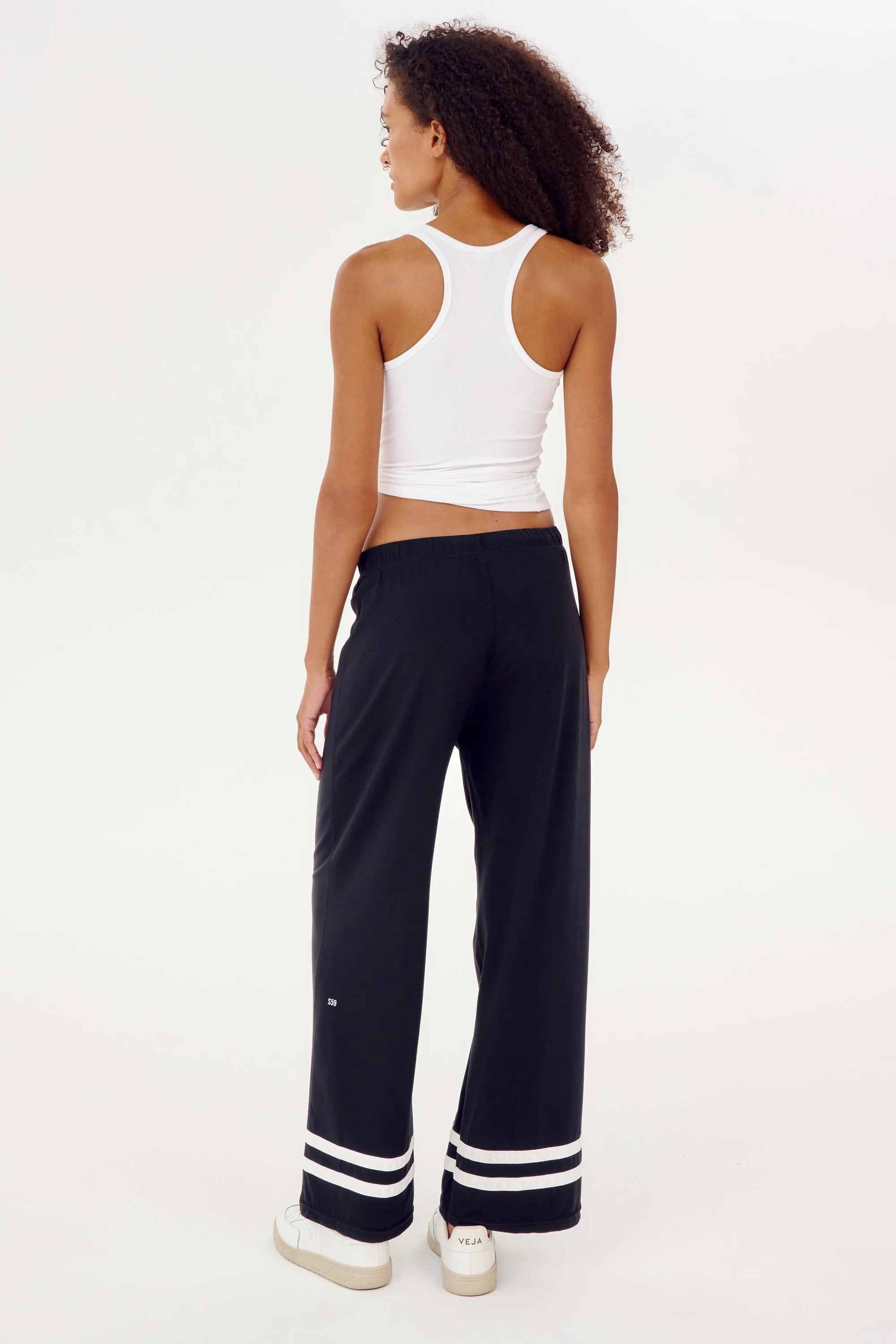 Quinn Airweight Wide Leg Pant - Black