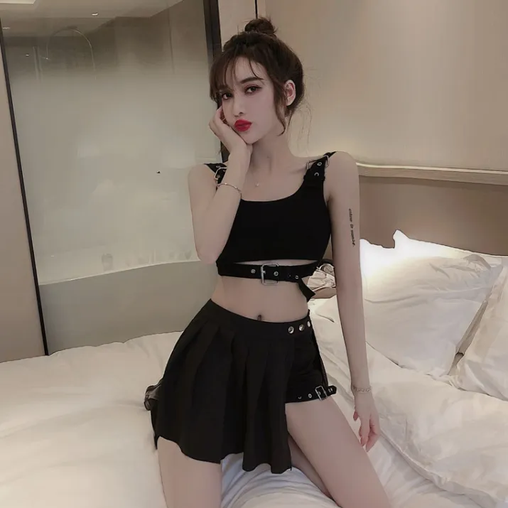 Sexy camisole   pleated skirt yc22342