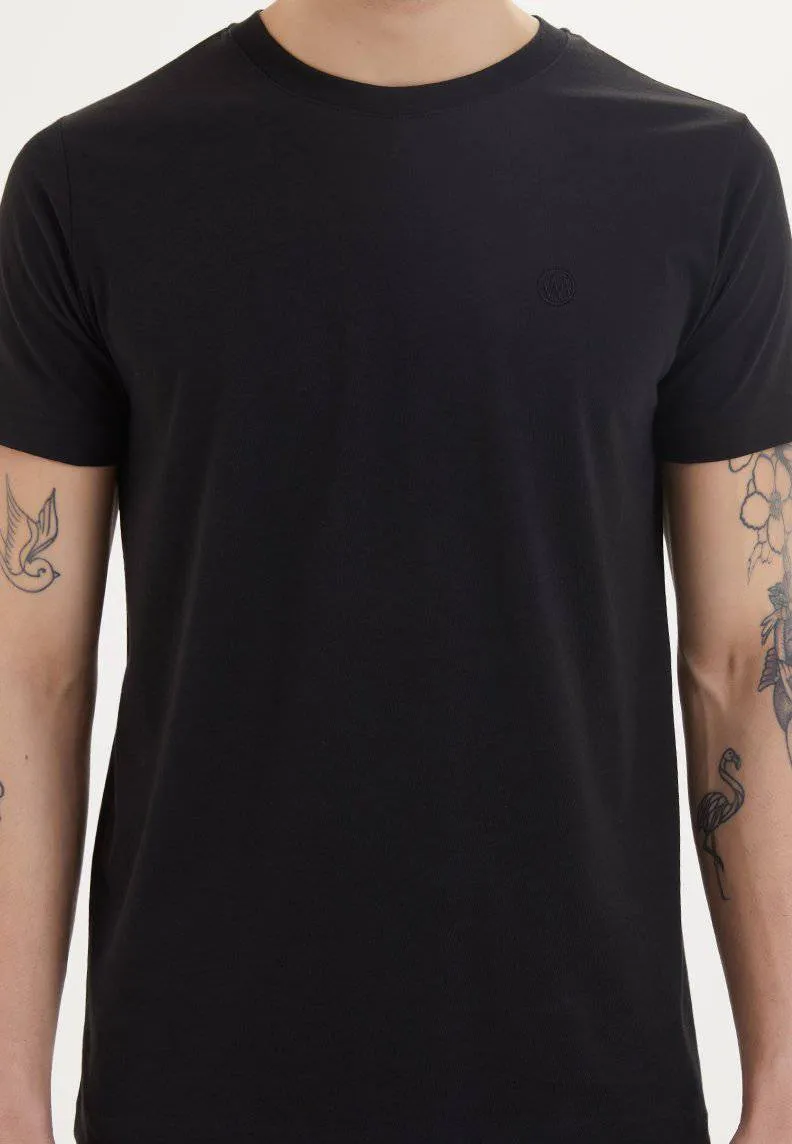Siyah Basic Bisiklet Yaka Pamuklu Regular Fit Erkek T-Shirt ESSENTIALS