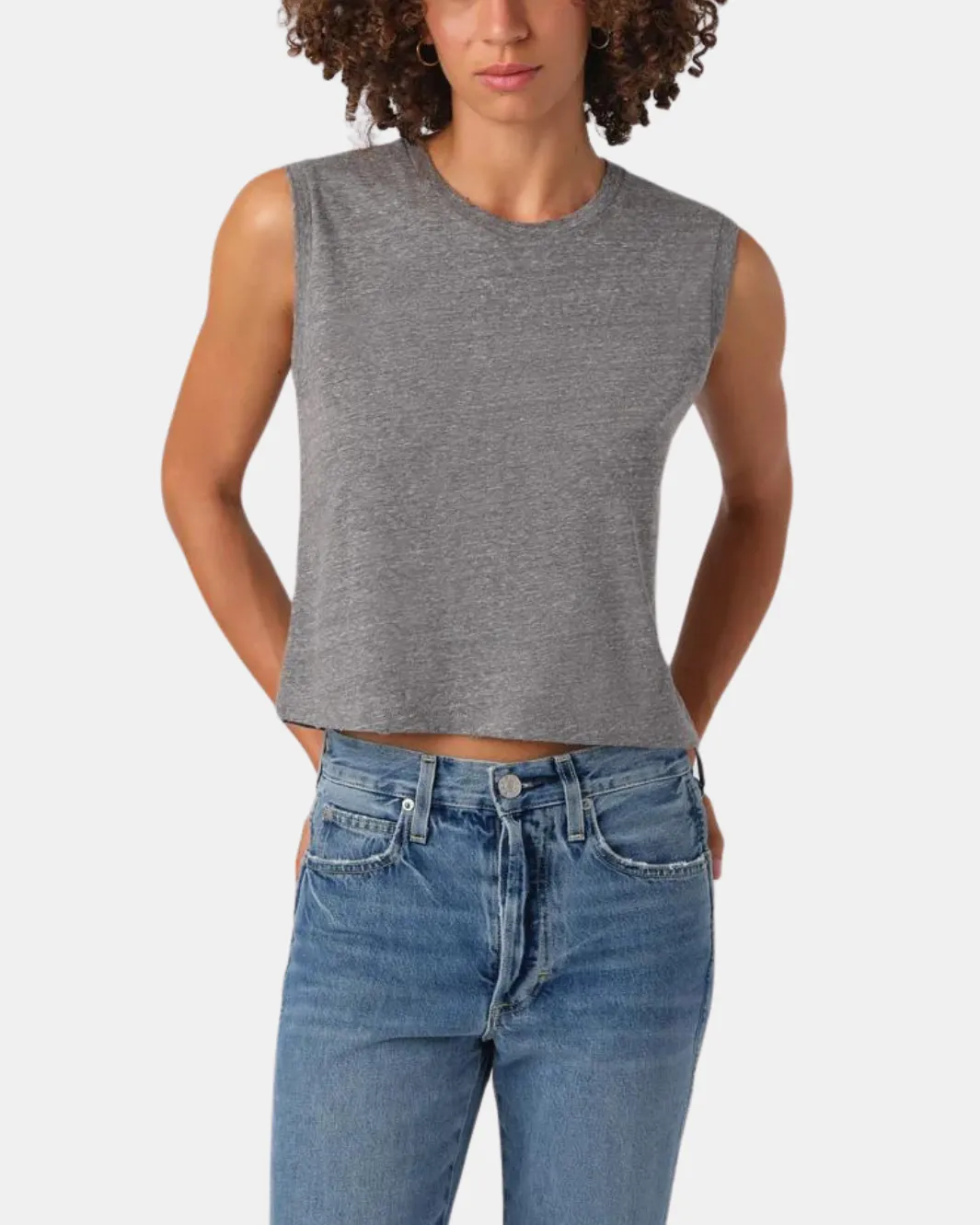 SLEEVELESS BABE TEE IN HEATHER GREY