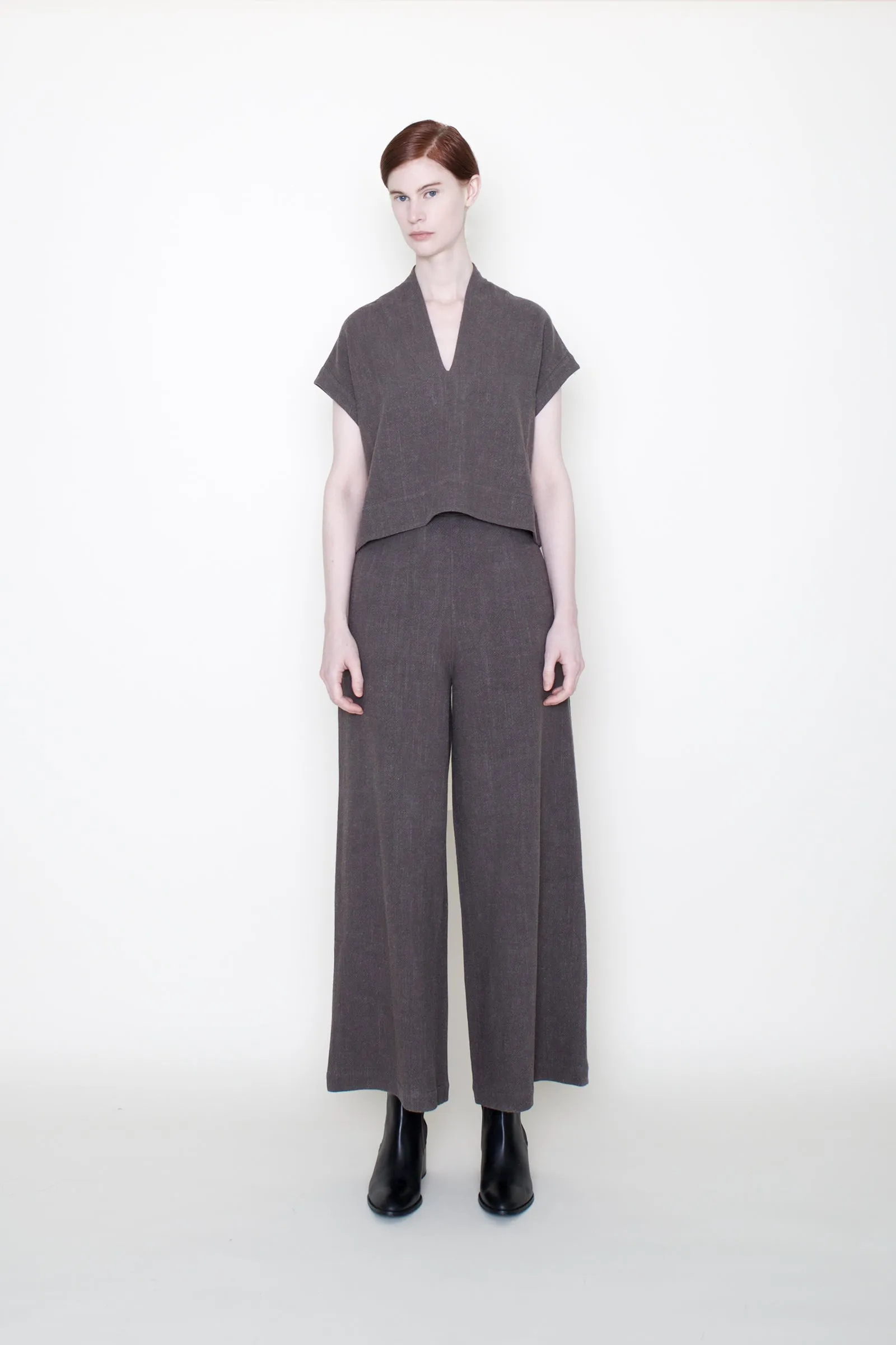 Szeki Linen Wide-Legged Trouser