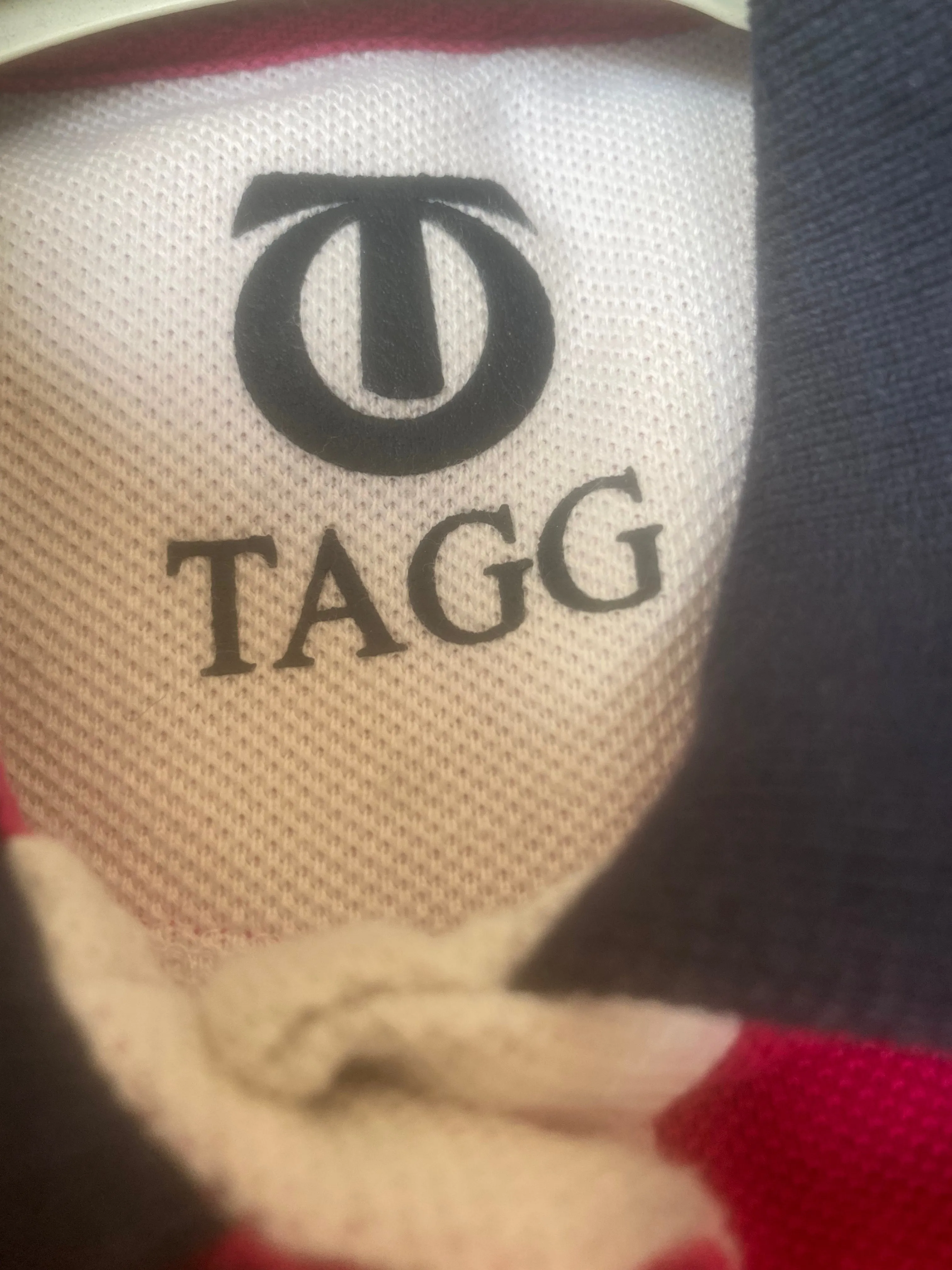 Tagg pink and white polo top age 10 FREE POSTAGE🟢