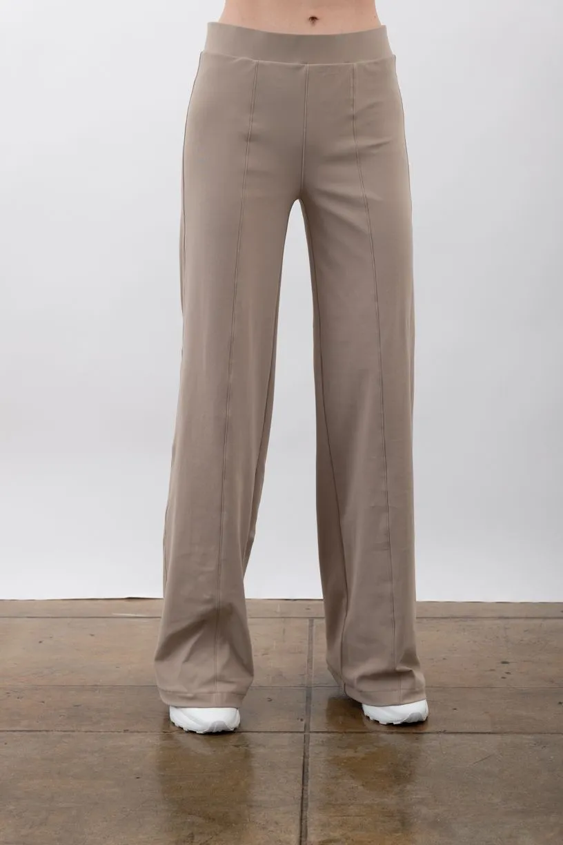 Tech Stretch Pull Up Wide Pant - RUBIE