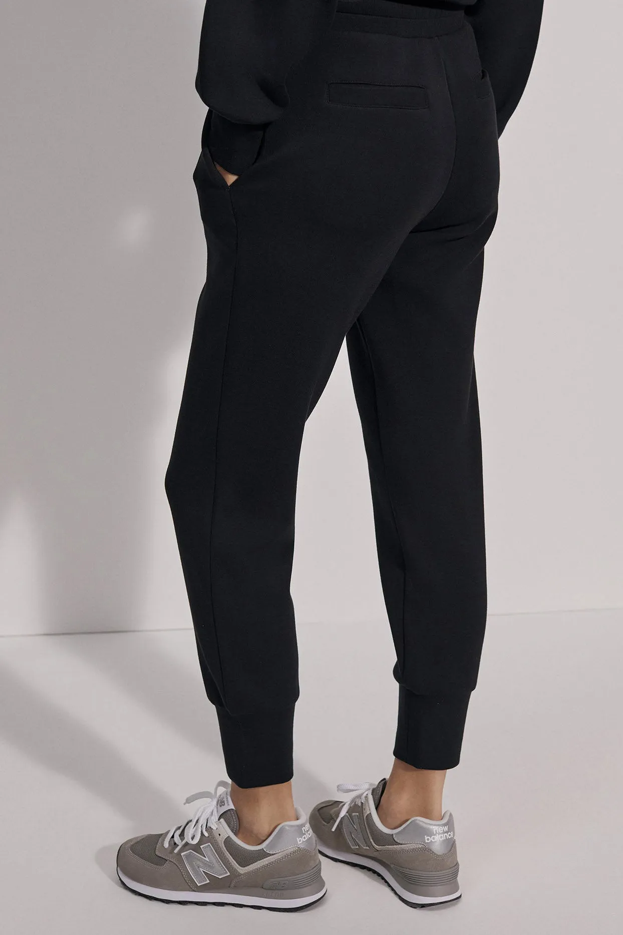 The Slim Cuff Pant 25"