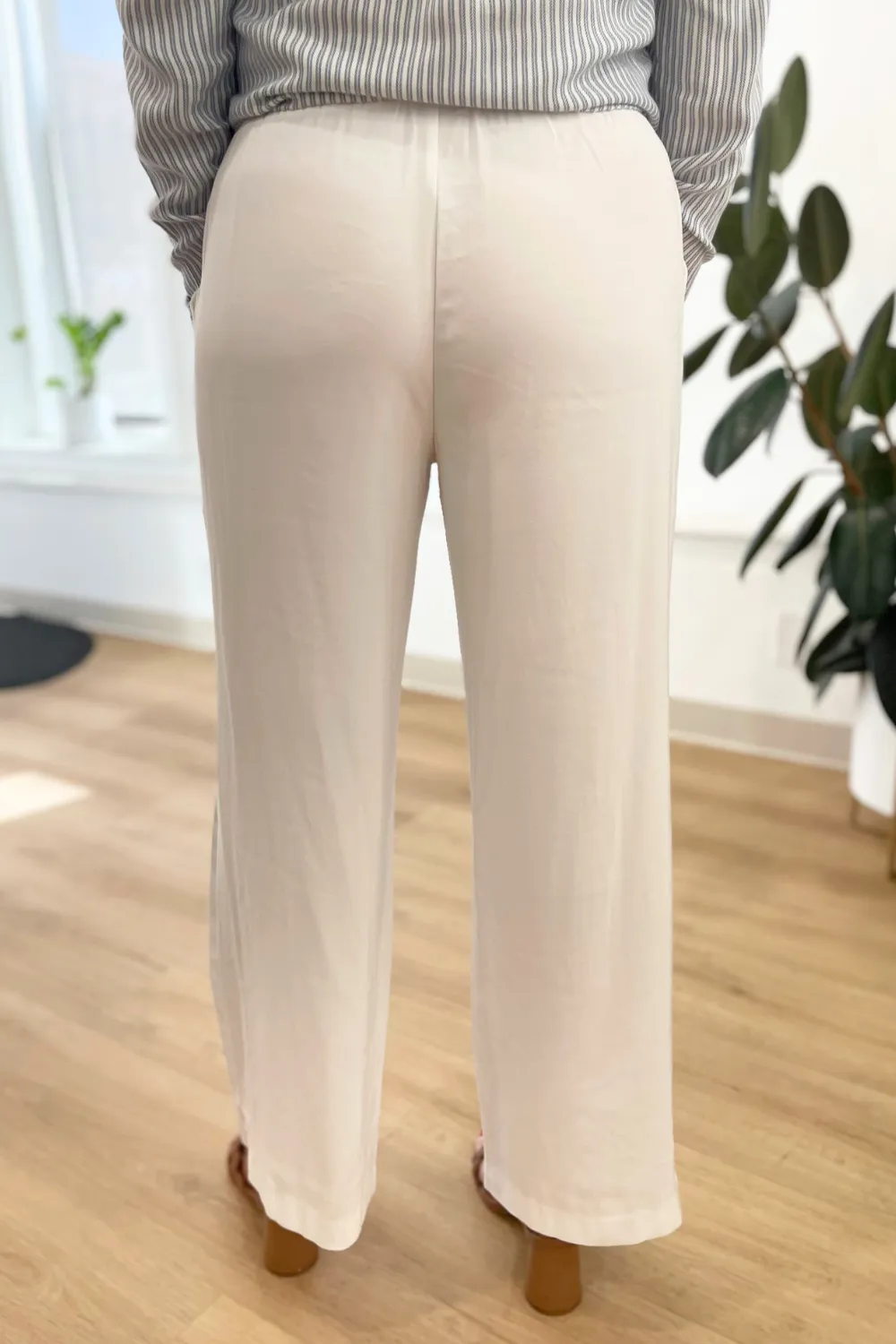 Tie Front Wide Leg Pant