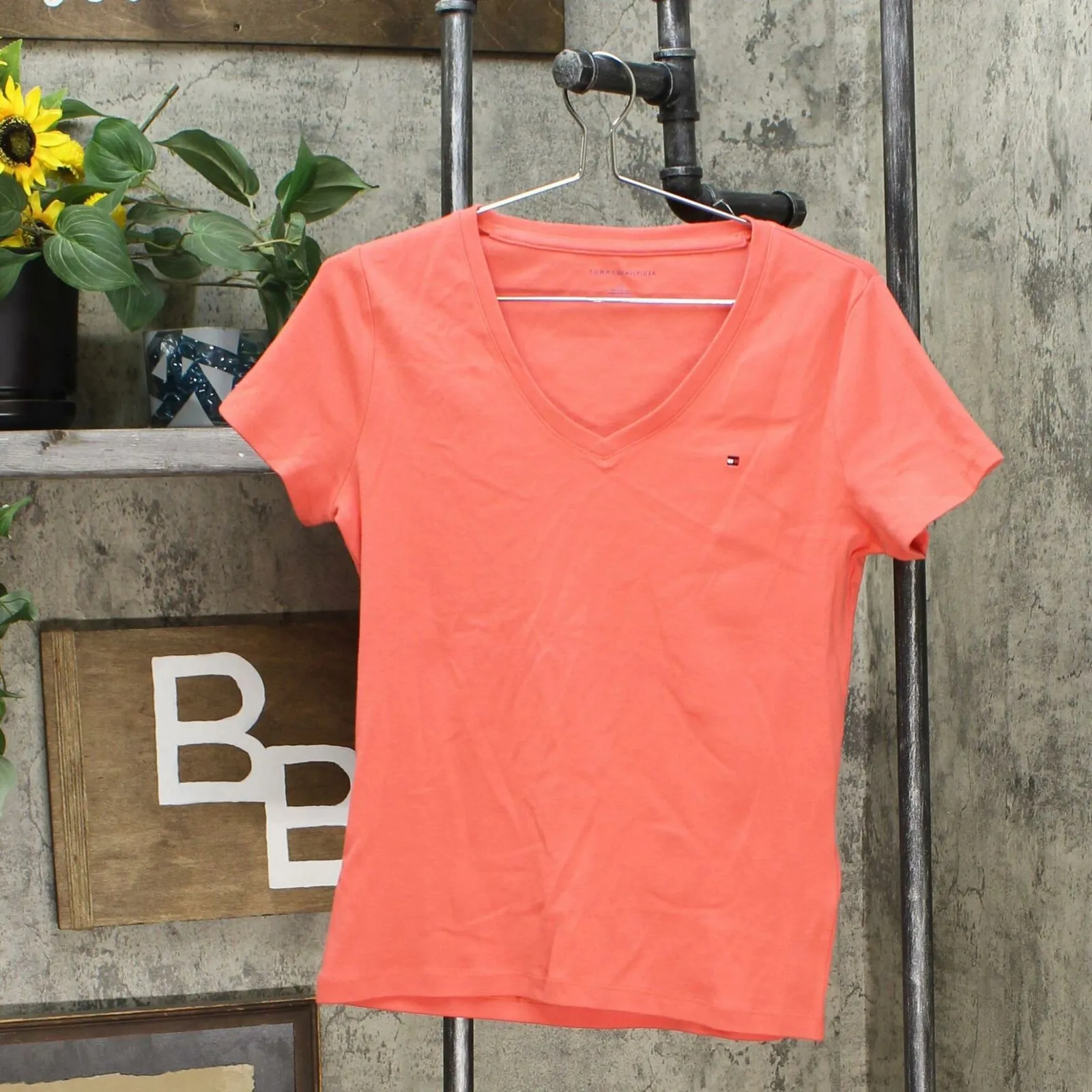 Tommy Hilfiger Women's Short Sleeve V-Neck T-Shirt