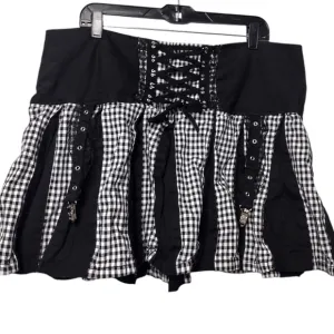 Tripp NYC Bo Peep Pleated Garter Skirt