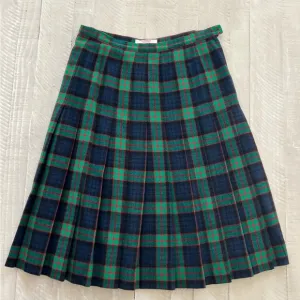 Vintage Woman’s Pendleton Wool Fletcher Tartan Plaid Pleated skirt in size 8
