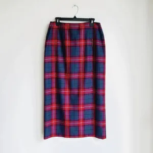 VINTAGE | Wool Plaid Wrap Skirt | 12