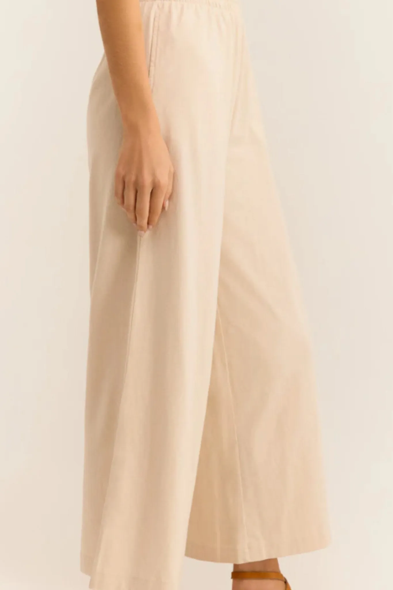 Z Supply: Scout Jersey Flare Pant in Sandshell