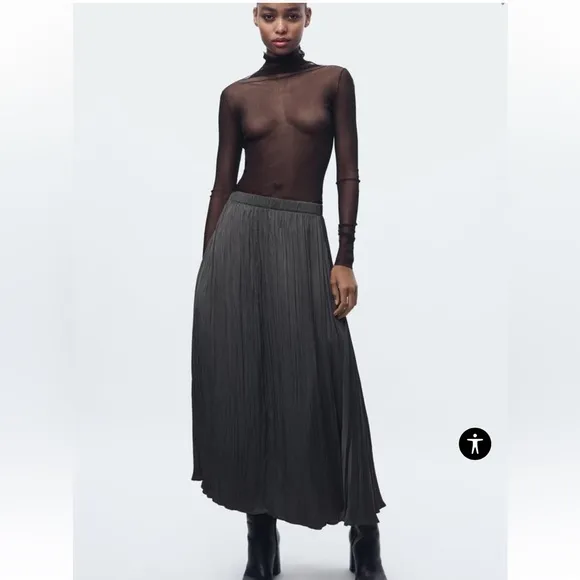 Zara Pleated Maxi Skirt Elastic Waist XS/S NWT Charcoal